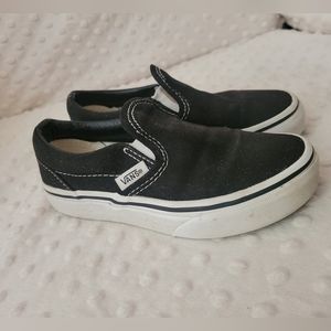Toddler boy Van's 11